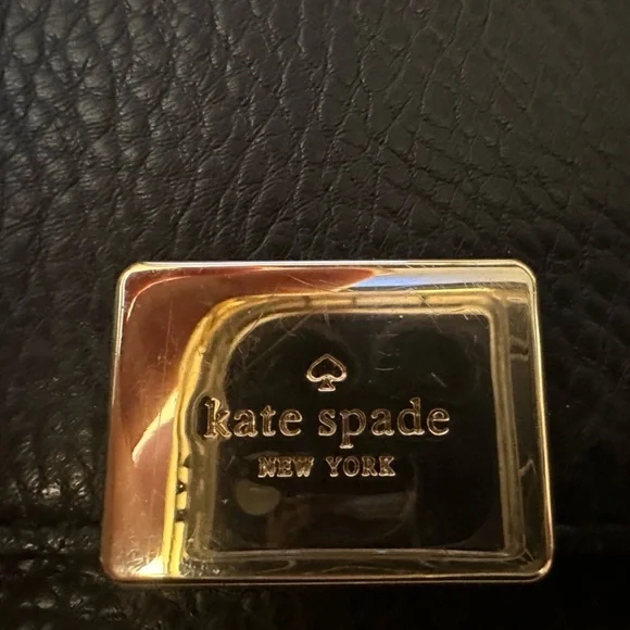 Kate Spade large black pebbled leather wallet with snap closure - Picture 2 of 7